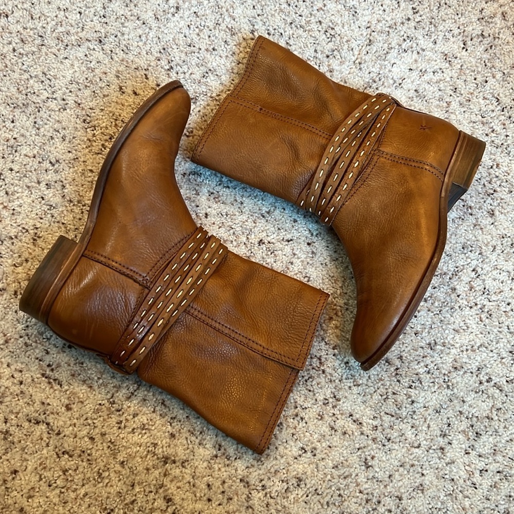 Frye Cara Pickstitch Mid Boot